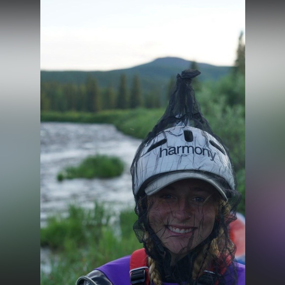 Meet your Posher, Amanda - Picture 3 of 3